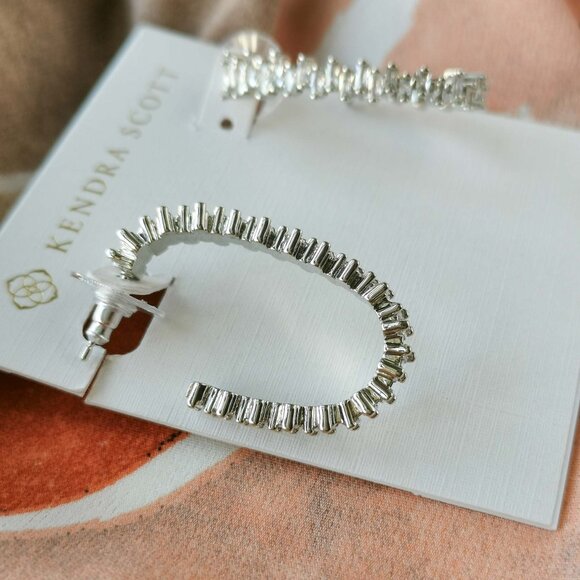 Kendra Scott - Juliette - Silver White Crystal Oval Hoop Earrings - Picture 2 of 3